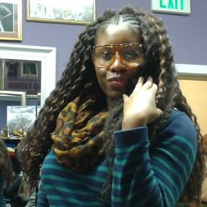 Clear lense stud fashion glasses